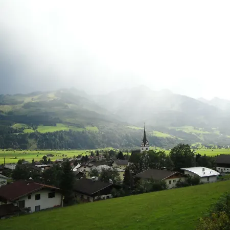 Hohe Tauern In Apartment Piesendorf